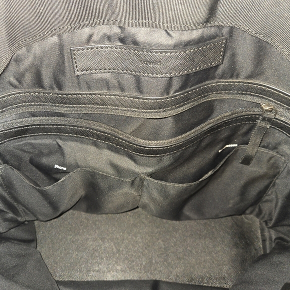 Lululemon All Day Tote (Mini)Black - Picture 9 of 16